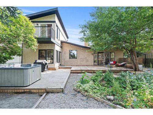 112 Oakcliffe Place Sw, Calgary, AB - Outdoor With Deck Patio Veranda