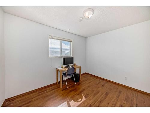 240 Arbour Ridge Way Nw, Calgary, AB - Indoor Photo Showing Other Room