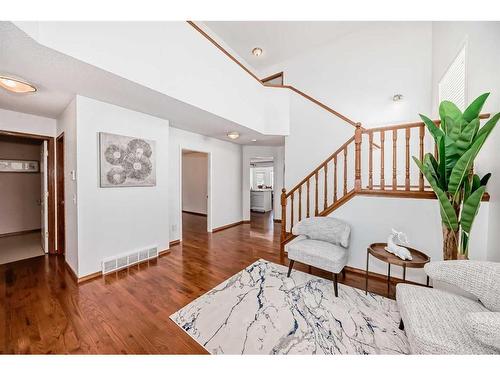 240 Arbour Ridge Way Nw, Calgary, AB - Indoor Photo Showing Living Room