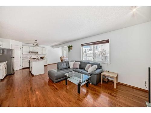 240 Arbour Ridge Way Nw, Calgary, AB - Indoor Photo Showing Living Room