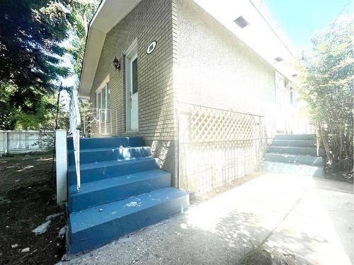 206 11A Street Ne, Calgary, AB - Outdoor