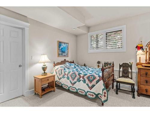 149 Carey, Canmore, AB - Indoor Photo Showing Bedroom