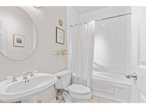 149 Carey, Canmore, AB - Indoor Photo Showing Bathroom