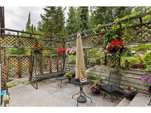 149 Carey, Canmore, AB - Outdoor