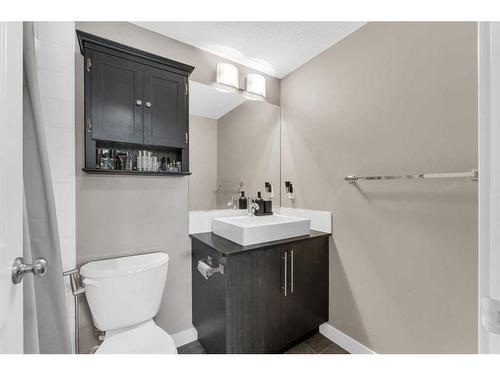 5202-155 Skyview Ranch Way Ne, Calgary, AB - Indoor Photo Showing Bathroom