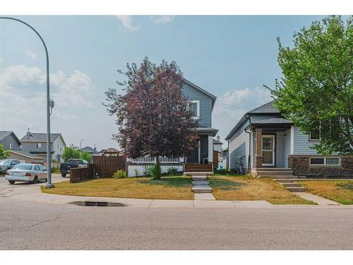 335 Saddlebrook Circle Ne, Calgary, AB - Outdoor With Facade