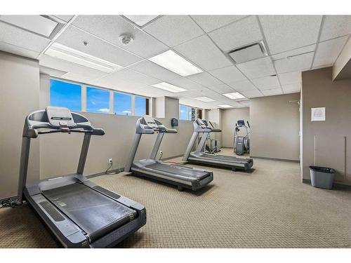 1805-1053 10 Street Sw, Calgary, AB - Indoor Photo Showing Gym Room