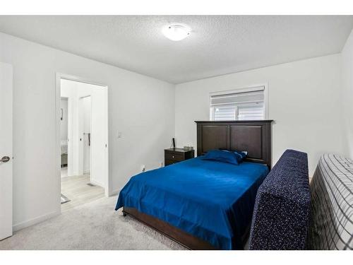 20 Copperhead Place Se, Calgary, AB - Indoor Photo Showing Bedroom