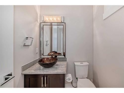 64 Heston Street Nw, Calgary, AB - Indoor Photo Showing Bathroom