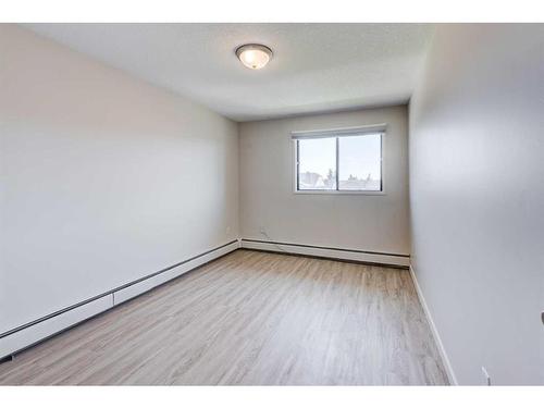 3310-13045 6 Street Sw, Calgary, AB - Indoor Photo Showing Other Room