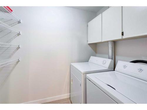 3310-13045 6 Street Sw, Calgary, AB - Indoor Photo Showing Laundry Room