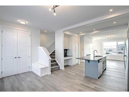 341 Waterford Boulevard, Chestermere, AB - Indoor Photo Showing Kitchen