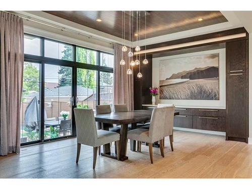 2002 25A Street Sw, Calgary, AB - Indoor Photo Showing Dining Room