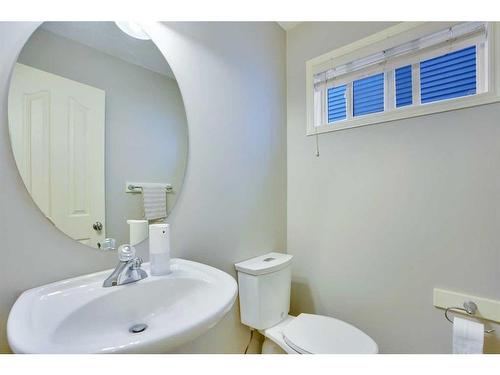 319 Springborough Way Sw, Calgary, AB - Indoor Photo Showing Bathroom