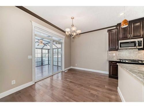 1214 Kingston Crescent Se, Airdrie, AB - Indoor Photo Showing Kitchen