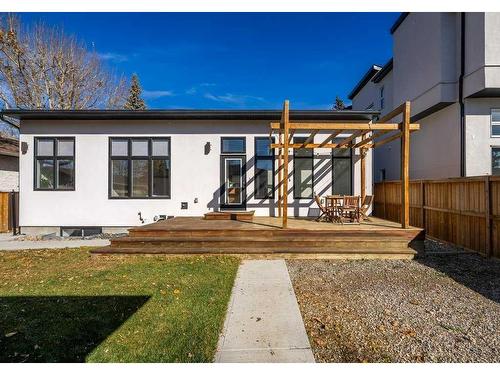 4627 21 Avenue Nw, Calgary, AB - Outdoor