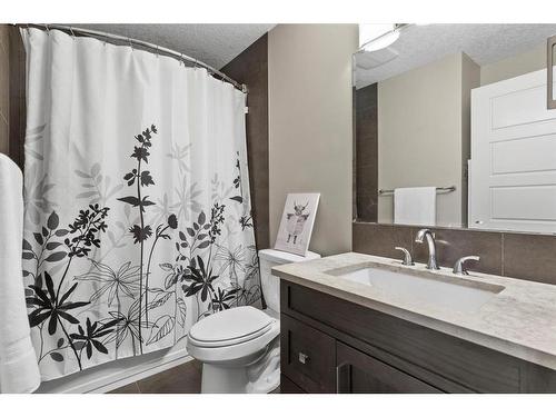 161 Aspenshire Crescent Sw, Calgary, AB - Indoor Photo Showing Bathroom