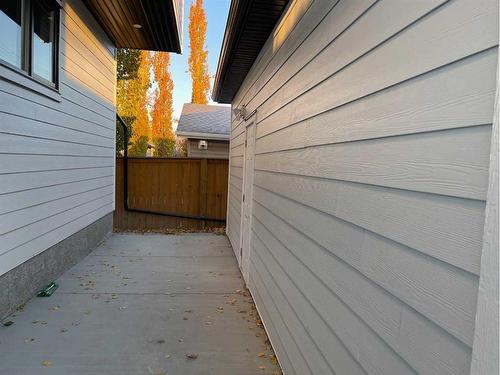 3320 Boulton Road Nw, Calgary, AB - Outdoor With Exterior