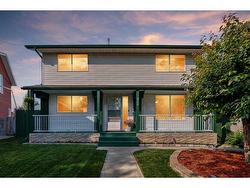 420 Whitehorn Place NE Calgary, AB T1Y 2B1