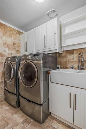 2820 Morley Trail Nw, Calgary, AB - Indoor Photo Showing Laundry Room