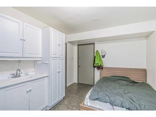 2820 Morley Trail Nw, Calgary, AB - Indoor Photo Showing Bedroom