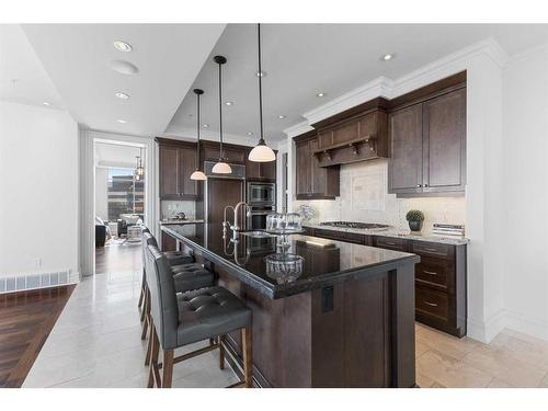 2801-910 5 Avenue Sw, Calgary, AB - Indoor Photo Showing Kitchen With Upgraded Kitchen