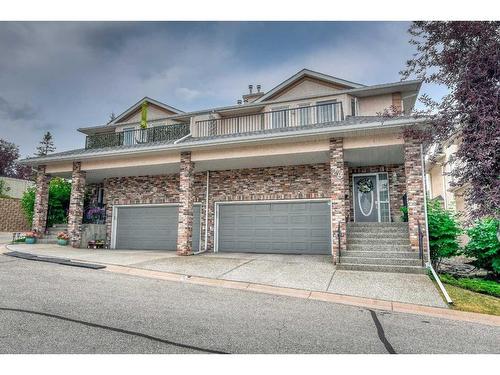 28-100 Signature Way Sw, Calgary, AB - Outdoor With Balcony With Facade