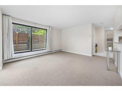 103-225 25 Avenue Sw, Calgary, AB - Indoor Photo Showing Other Room