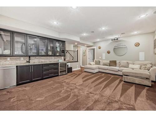 156 Auburn Sound Manor Se, Calgary, AB - Indoor Photo Showing Living Room