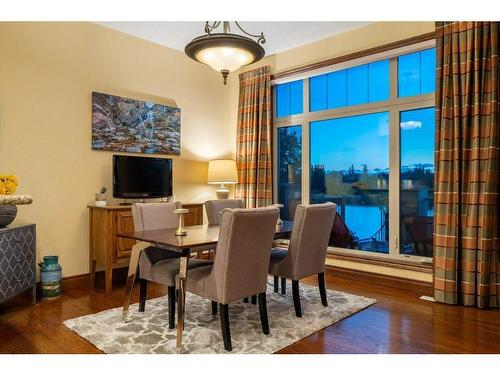 64 Heritage Lake Drive, Heritage Pointe, AB - Indoor Photo Showing Dining Room