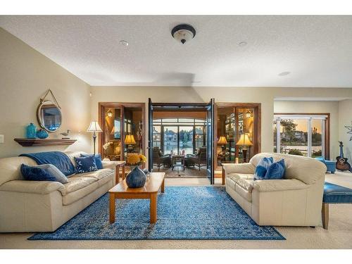 64 Heritage Lake Drive, Heritage Pointe, AB - Indoor Photo Showing Living Room