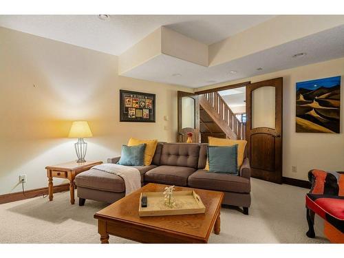 64 Heritage Lake Drive, Heritage Pointe, AB - Indoor Photo Showing Living Room