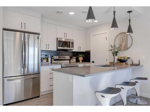 14778 1 Street Nw, Calgary, AB - Indoor Photo Showing Kitchen With Upgraded Kitchen