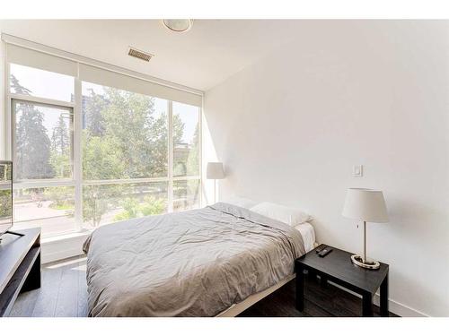 304 12 Avenue Sw, Calgary, AB - Indoor Photo Showing Bedroom