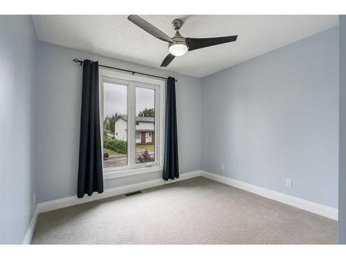 244 Queensland Road Se, Calgary, AB - Indoor Photo Showing Other Room