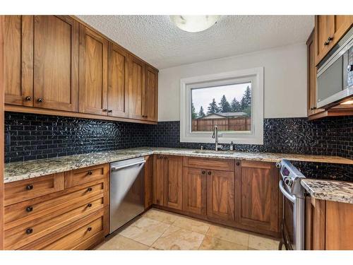 244 Queensland Road Se, Calgary, AB - Indoor Photo Showing Kitchen