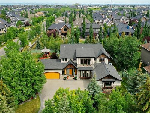 8990 9 Avenue Sw, Calgary, AB - Outdoor With Facade