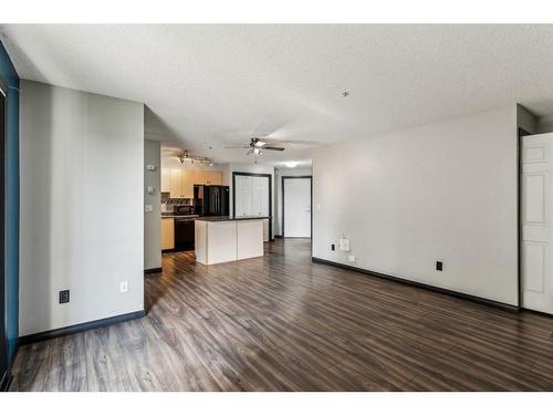 317-1717 60 Street Se, Calgary, AB - Indoor Photo Showing Kitchen