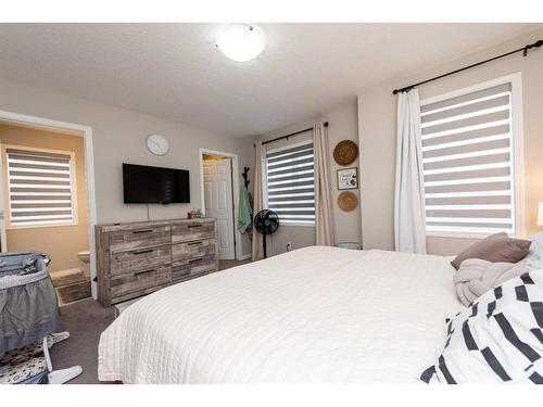 242 Cityscape Boulevard Ne, Calgary, AB - Indoor Photo Showing Bedroom