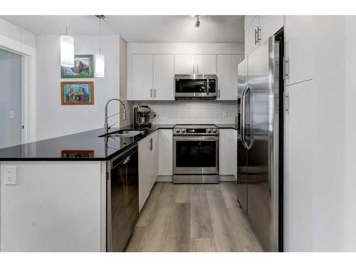 3405-240 Skyview Ranch Road Ne, Calgary, AB - Indoor Photo Showing Kitchen With Upgraded Kitchen