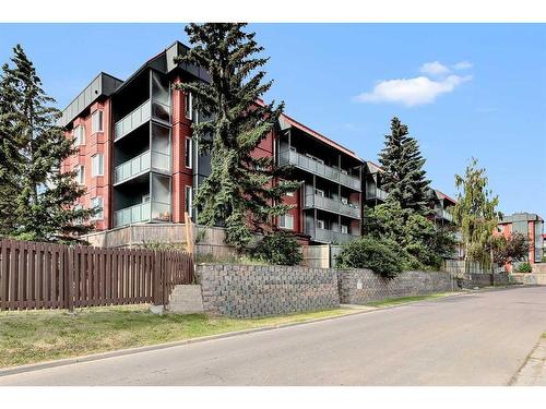 306-335 Garry Crescent Ne, Calgary, AB - Outdoor With Balcony With Facade