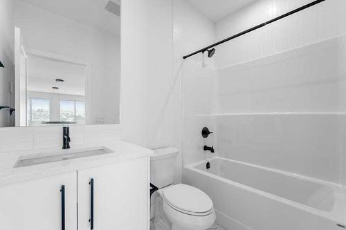 25 Timberline Court Sw, Calgary, AB - Indoor Photo Showing Bathroom