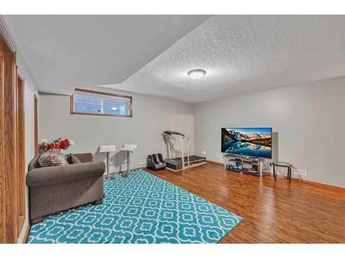 105 Saddletree Close Ne, Calgary, AB - Indoor