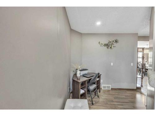 105 Saddletree Close Ne, Calgary, AB - Indoor