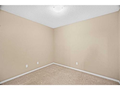 1311-81 Legacy Boulevard Se, Calgary, AB - Indoor Photo Showing Other Room