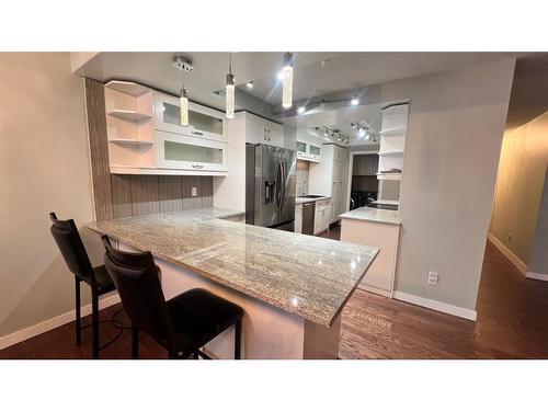 502-215 14 Avenue Sw, Calgary, AB - Indoor