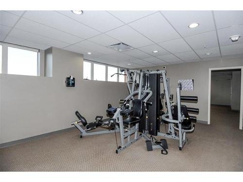 316-1053 10 Street Sw, Calgary, AB - Indoor Photo Showing Gym Room