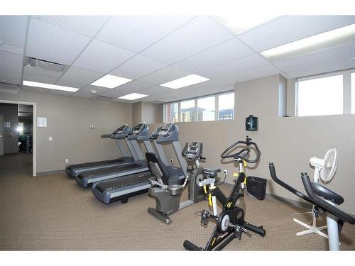 316-1053 10 Street Sw, Calgary, AB - Indoor Photo Showing Gym Room