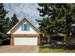 812 Lake Placid Drive SE Calgary, AB T2J 4C2