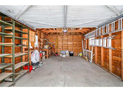 11 Westview Drive Sw, Calgary, AB - Indoor Photo Showing Garage